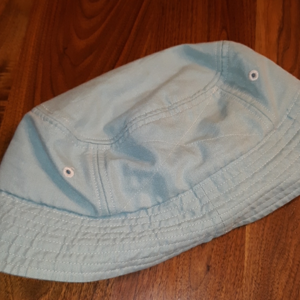 North Face bucket hat - Picture 6 of 9